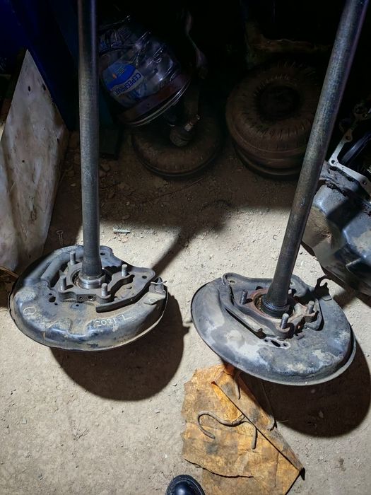 Полуось на Прадо. Фораннер объём 4.0. Лев 1 шт