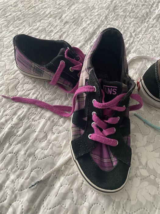 Продавам кецове Vans