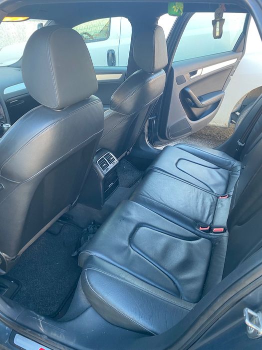 Vând Audi A4 B8 S Line