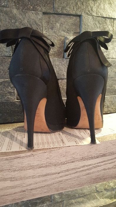 Оригинални обувки Dolce and Gabana