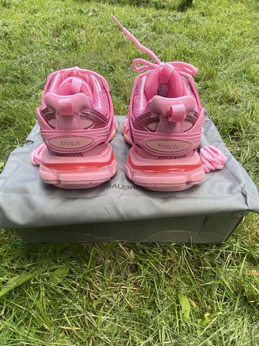 Balenciaga track roz