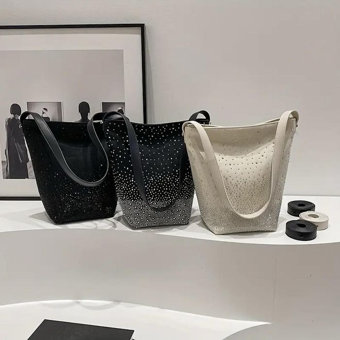 ТОП! ТОП! ТОП! Много красива Дамска чанта в 3 цвята с кристали.