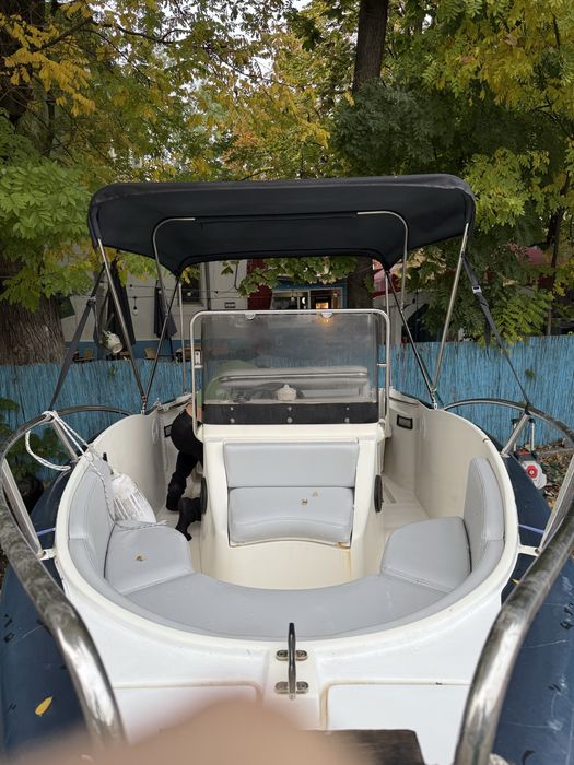 Barca cu motor rio iberica