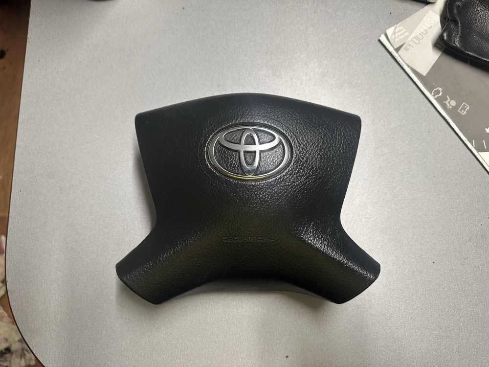 Airbag за Тойота Авенсис Т25