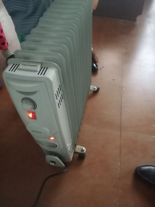 Обогреватель масляный 12 секция рабочая продается