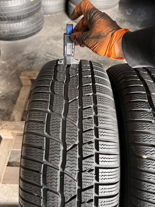 2 anvelope iarna 215/60/16 , Continental , 7.4 mm , DOT 2020