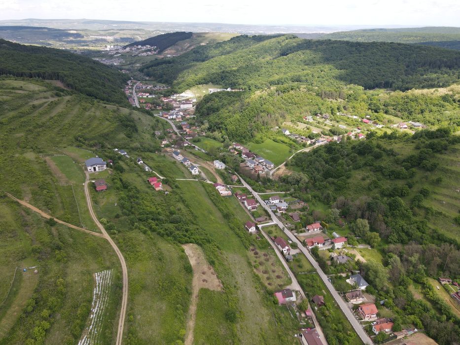 Vanzare teren intravilan Tauti -Floresti