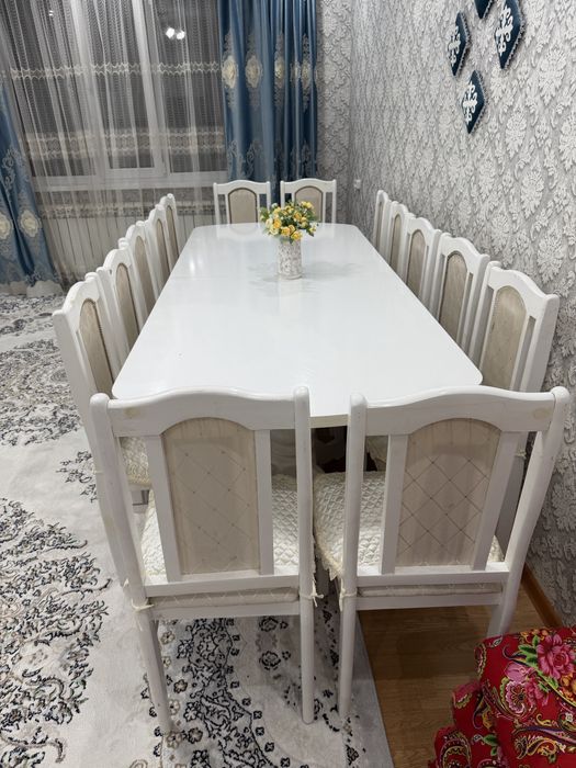 Срочно продам стол 3-3.5м