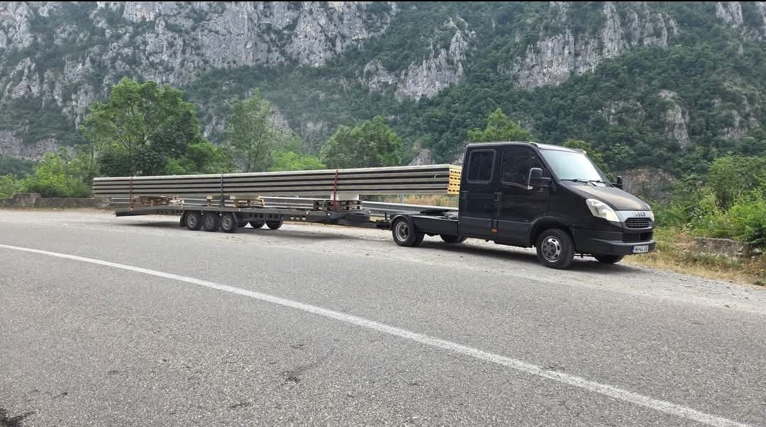Tractari, transpot auto și utilaje, platforma auto și utilaje