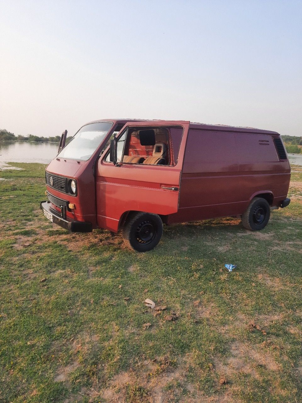 VOLKSWAGEN T3 sotiladi mashina idyal qilingan mator qilingan ,xadavoy