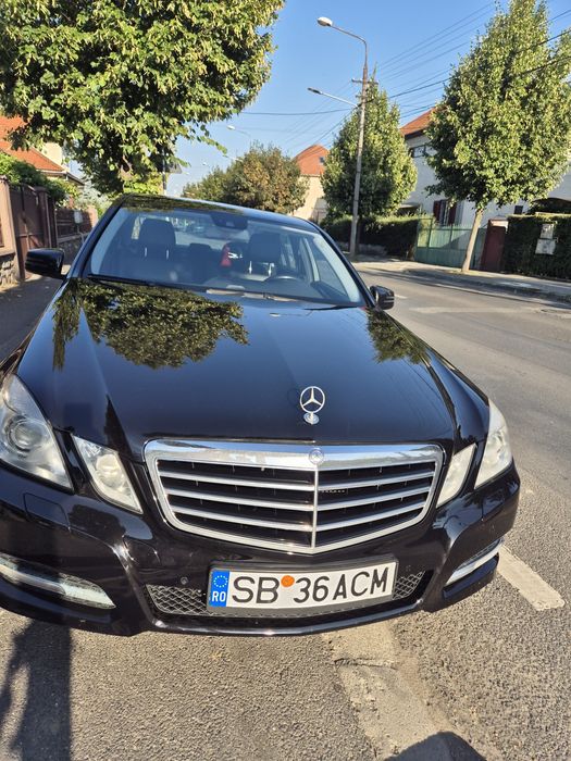 Mercedes E  W212 2011