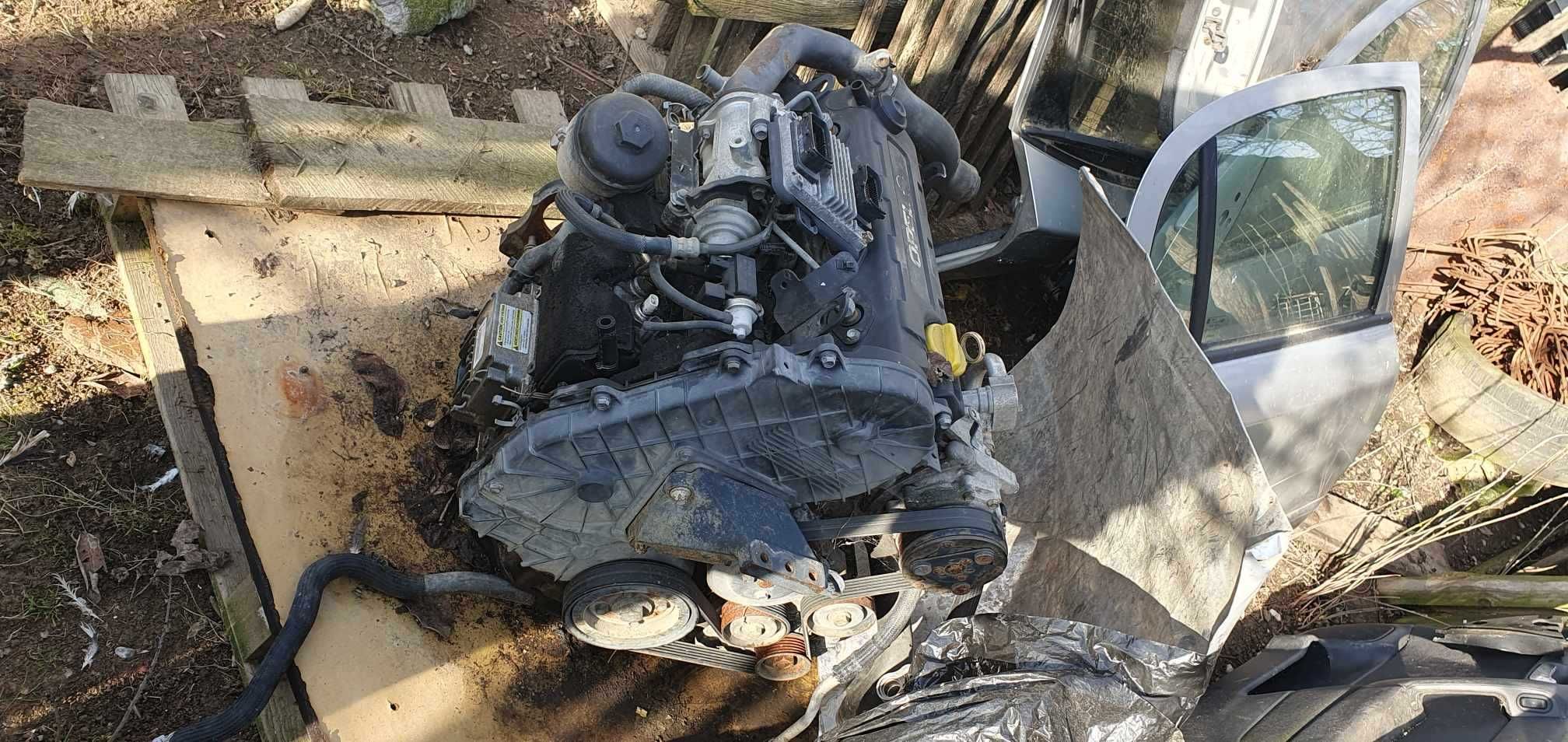 Vand motor 1.7 dti , usi, haion, stopuri si bara spate Opel Astra G