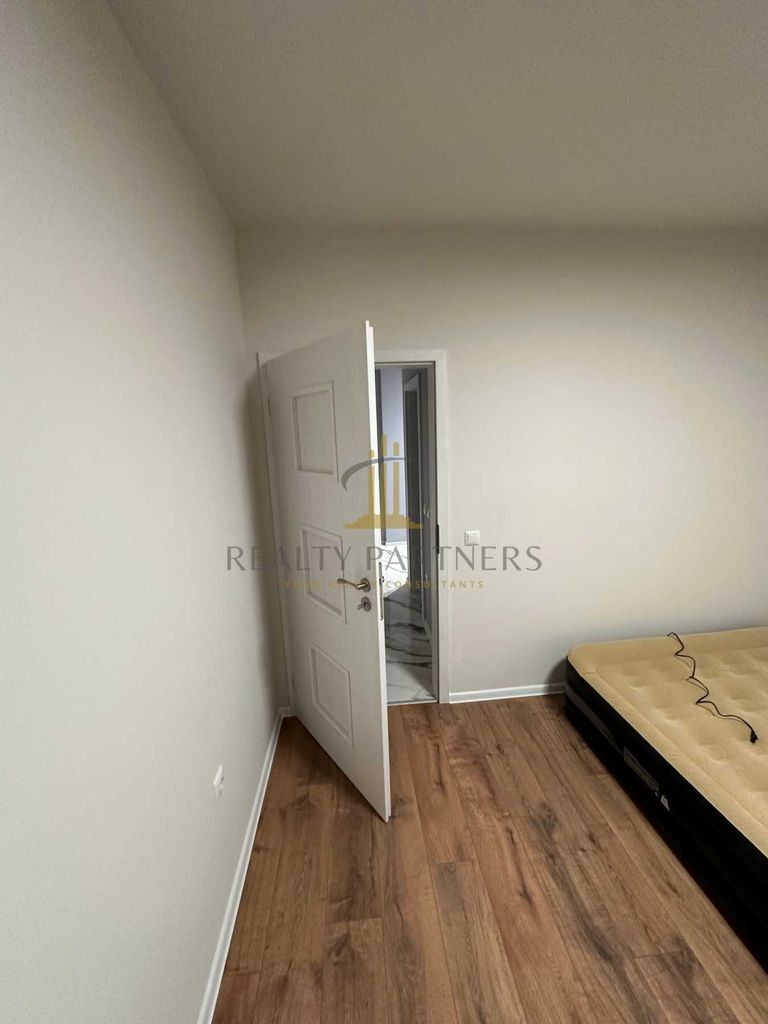 Продава се Тристаен апартамент в Перник, Изток - 104 кв.м за 1650 €/кв.м - Снимка #11