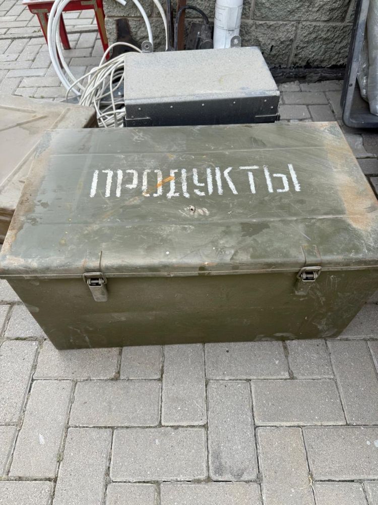 Военные ящики разного размера