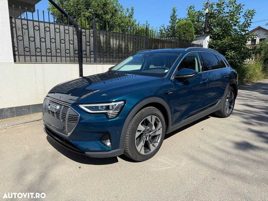 Audi e-tron 50 quattro