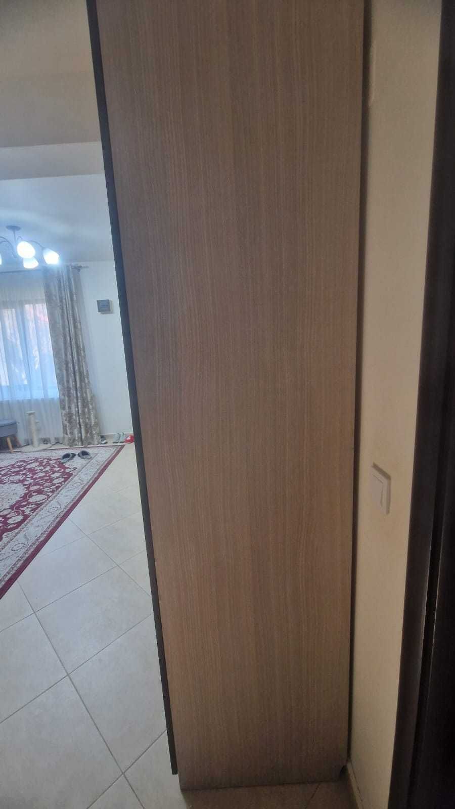 Dulap și comodă LEMS
