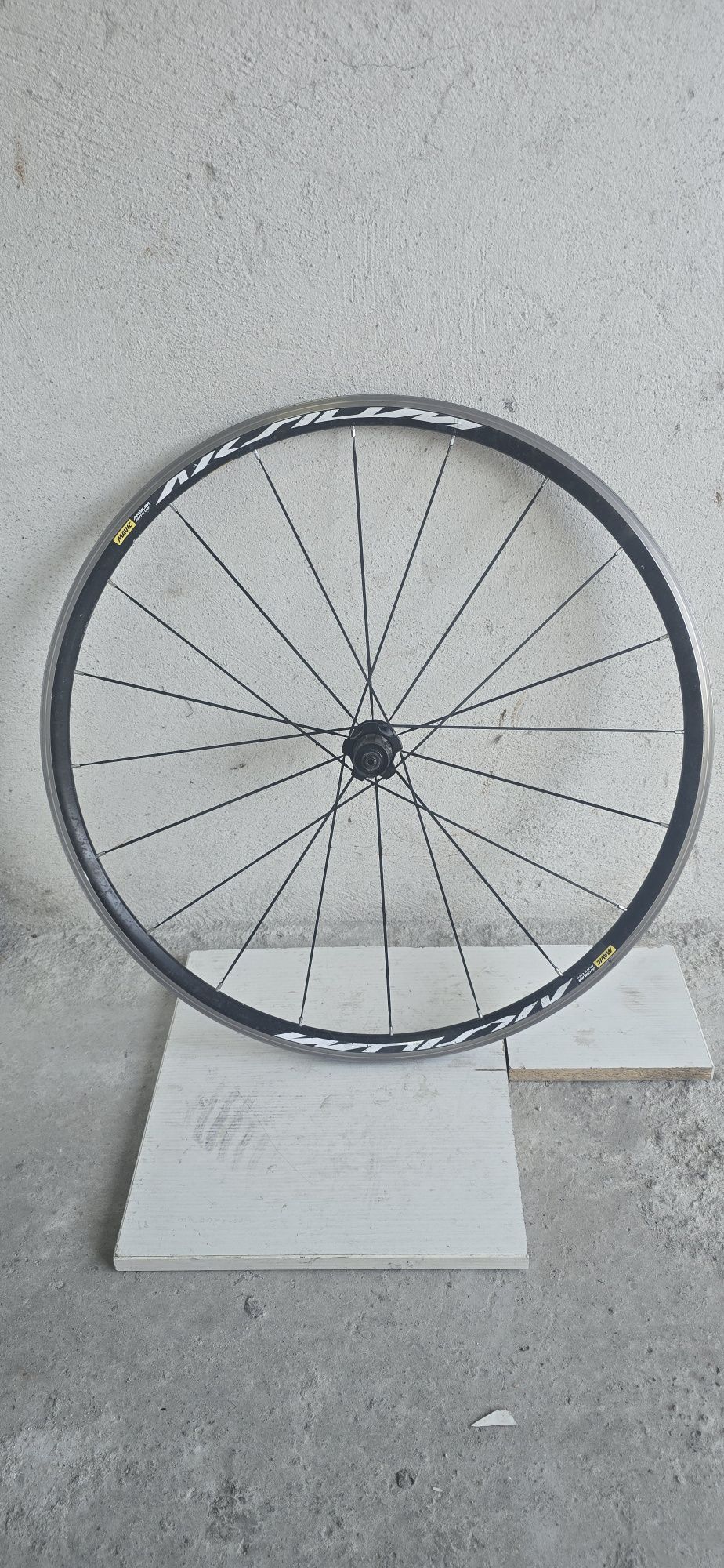 Шосейни капли Mavic Aksium Elite UST