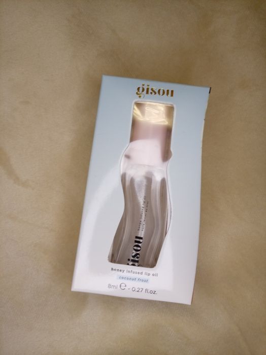 Gisou Honey Infused Lip Oil