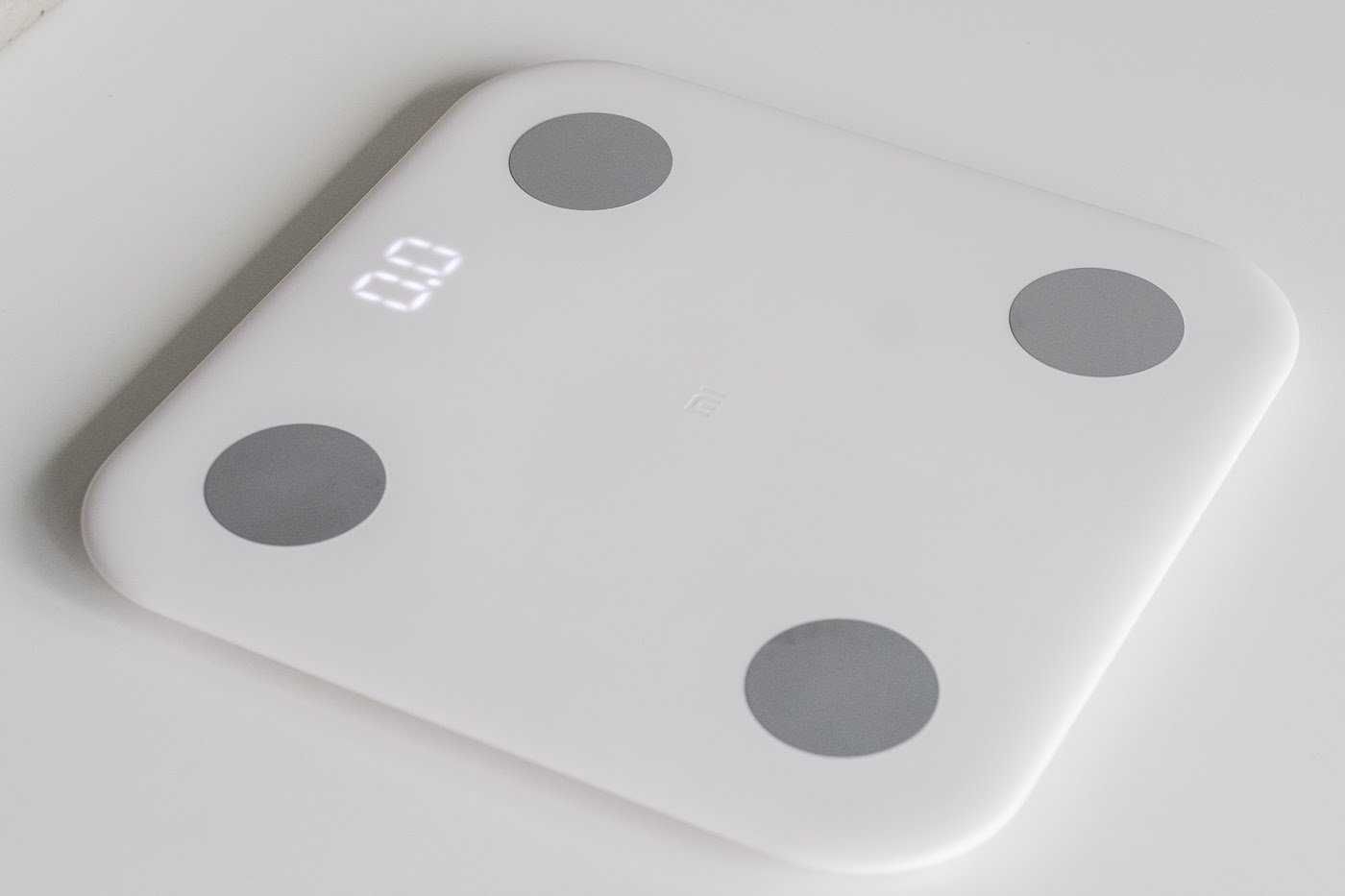 Весы Xiaomi Mi Body Scale 2  умные с Bluetooth , рассрочка и доставка