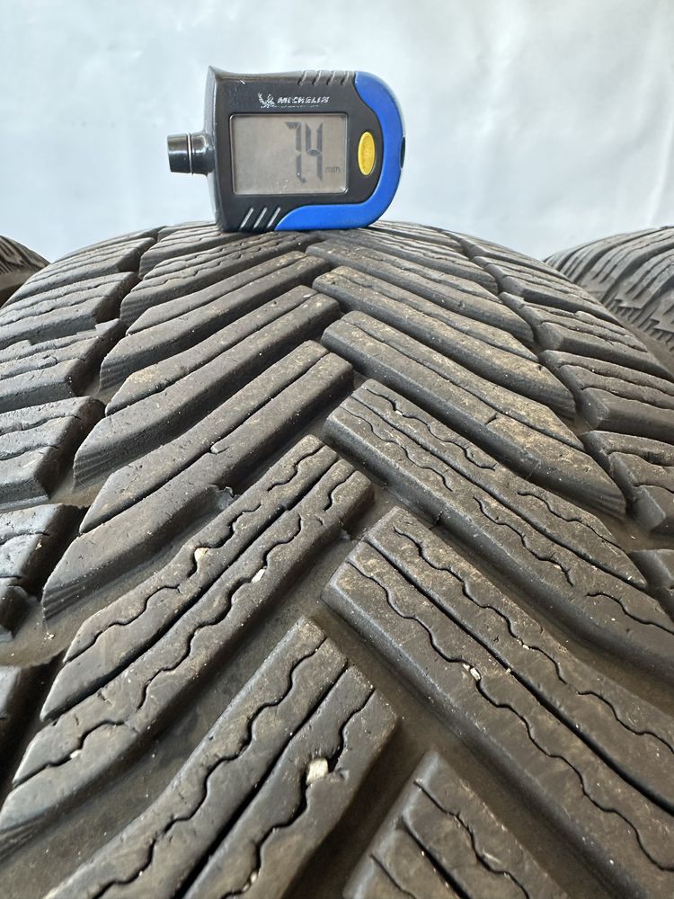 215/65/16Michelin 4бр дот21