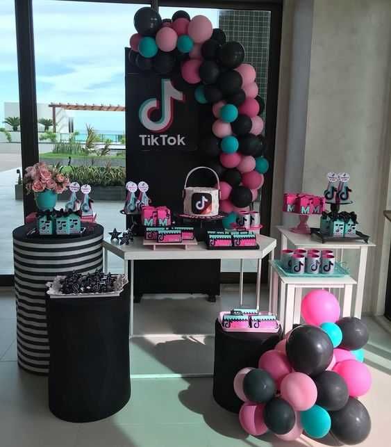 Аниматори, фокусници, водещи, DJ- Party Agency Happy Day