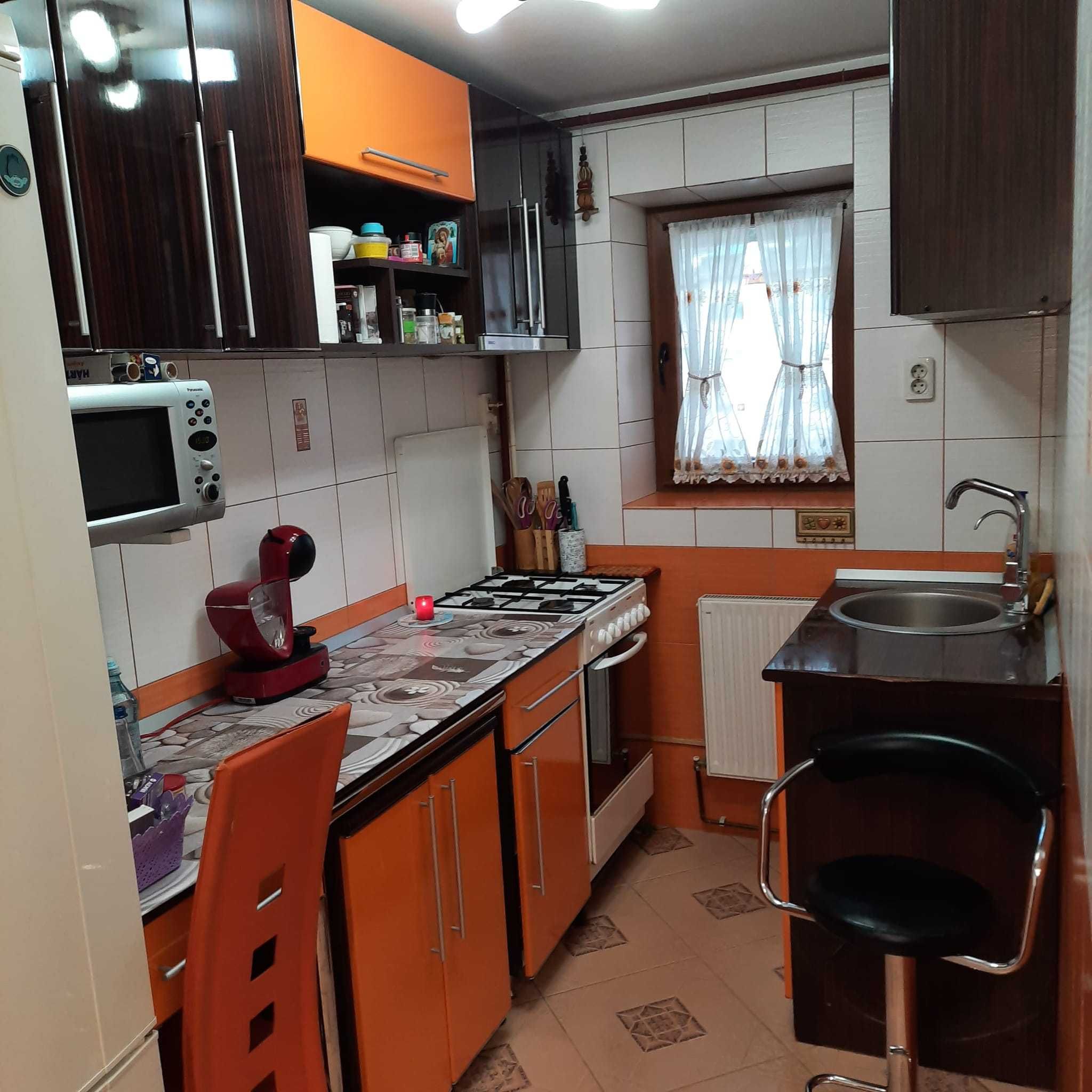 Apartament 3 camere, Maratei, etaj 3