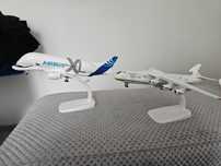 Macheta metalica avion antonov mriya 225 / airbus beluga xl 21 cm