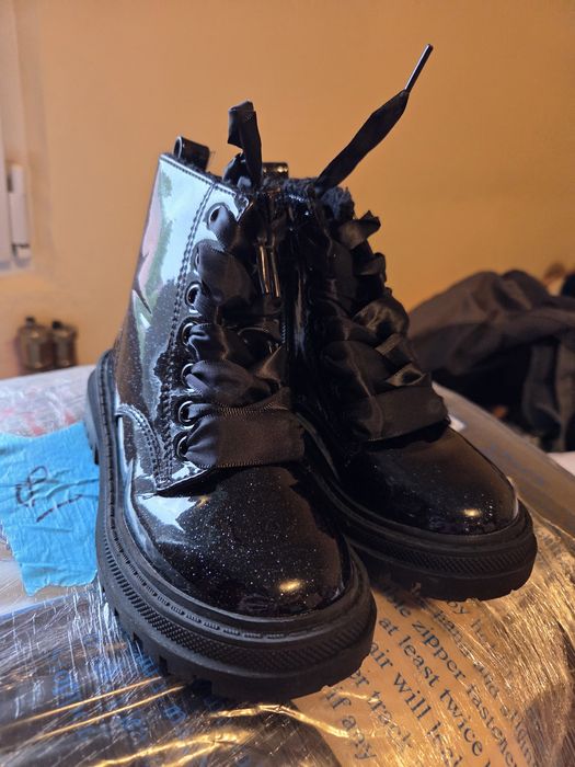 Ghete Next, marimea 25