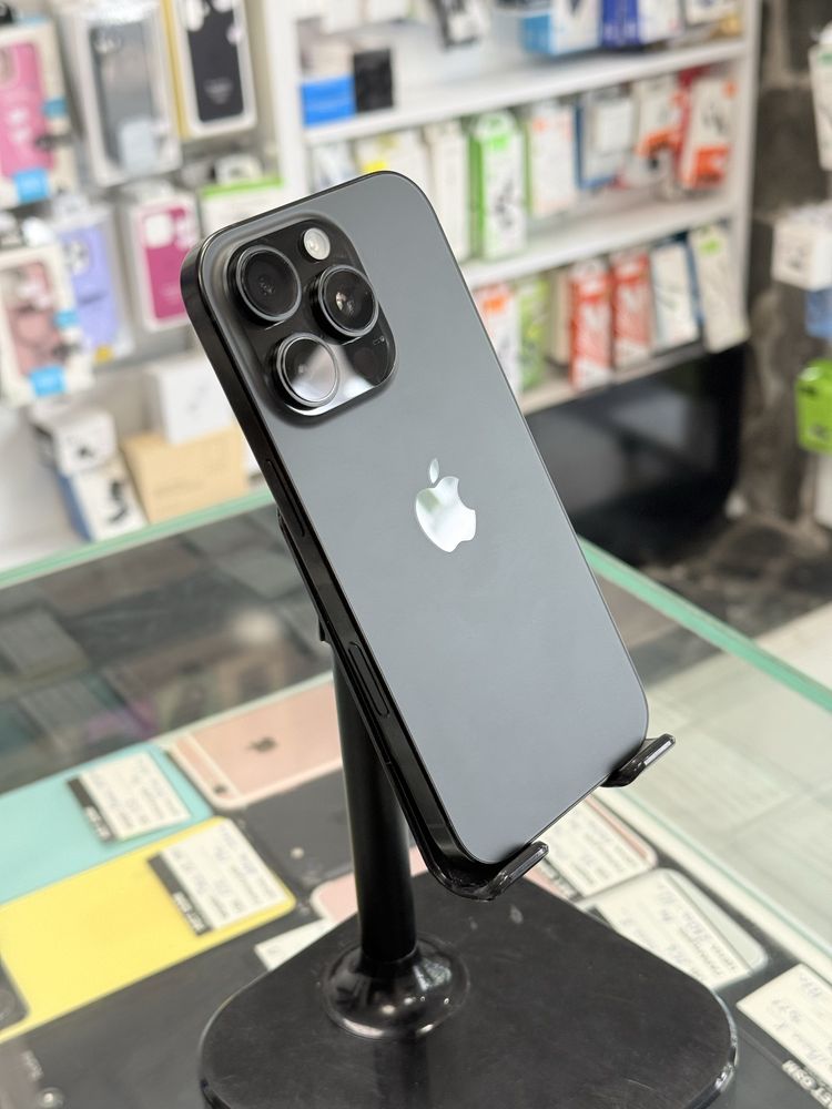Apple iPhone 16 Pro 128GB Black Titanium Чисто Нов!