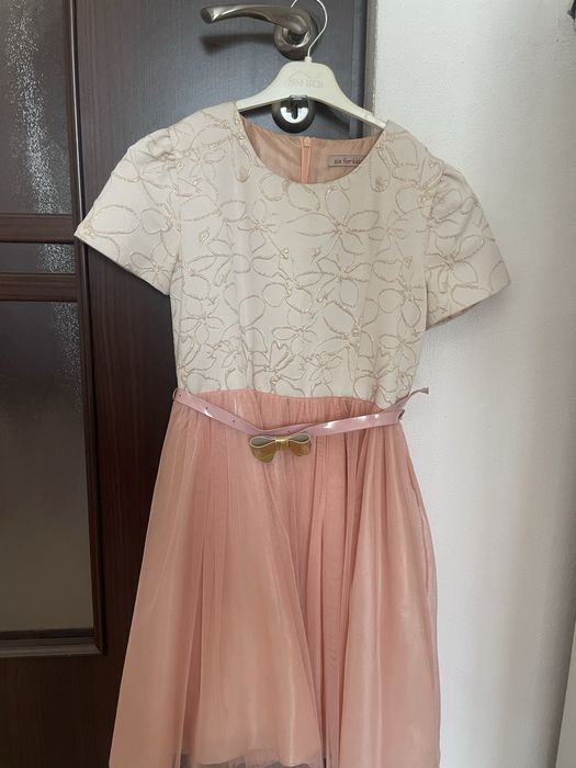 Rochie eleganta fete