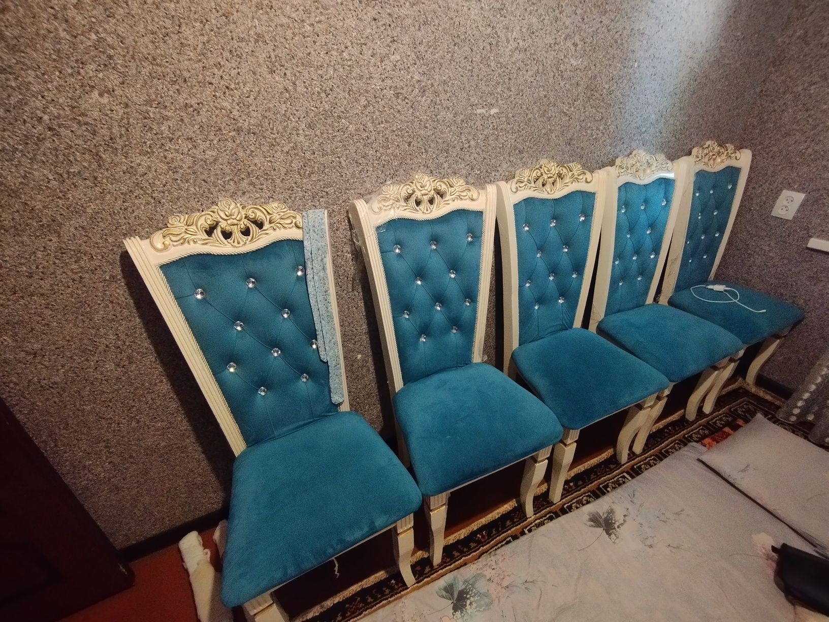 Стулчик продается