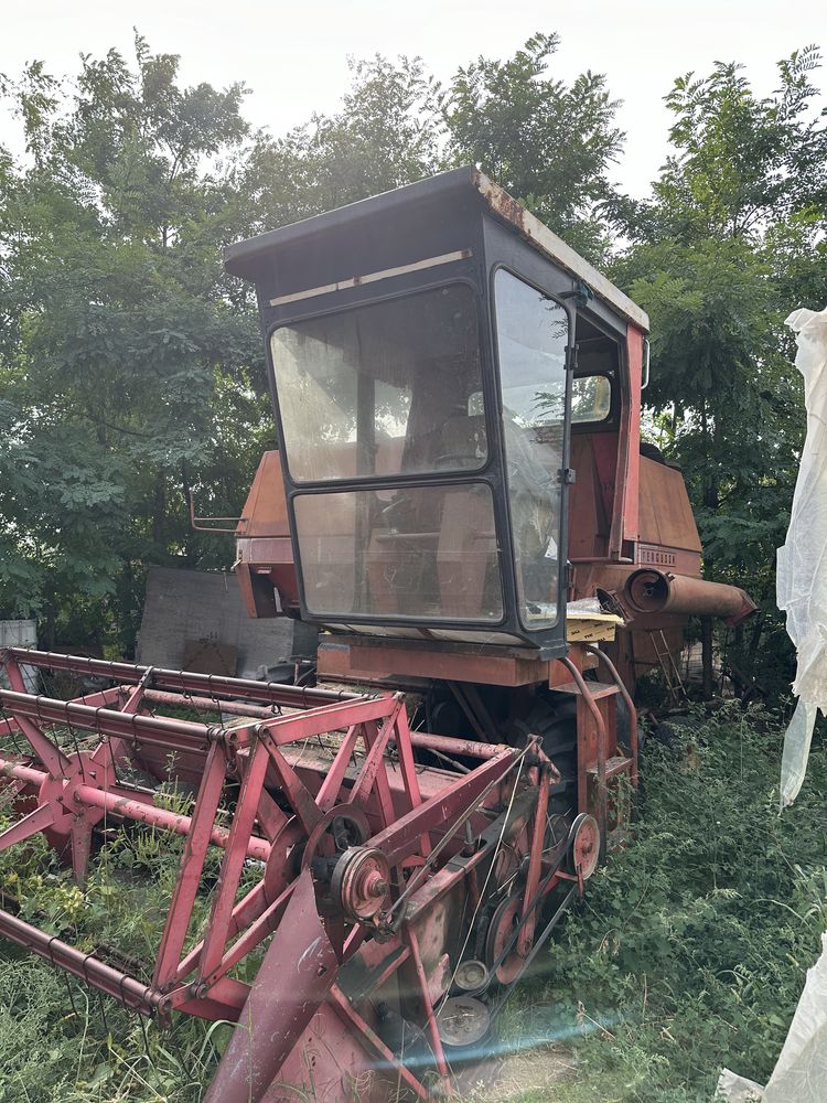 Combina Massey Ferguson 187