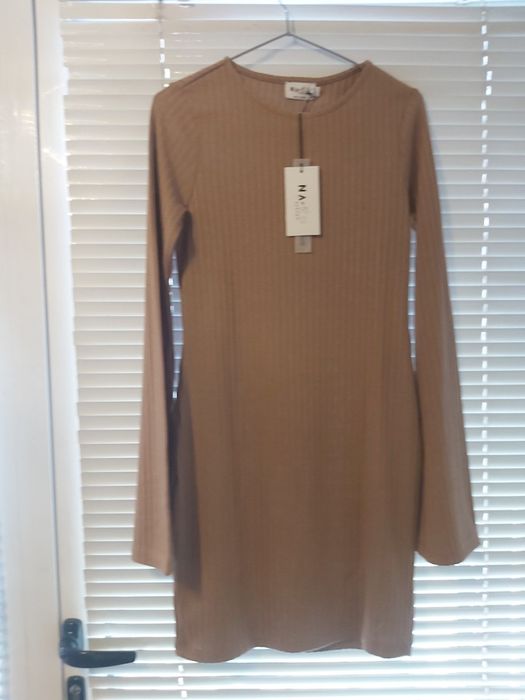 Продавам нови дрехи и обувки на едео