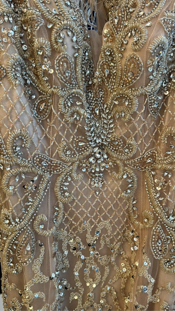 Rochie pene, lux, nasa, cristale, trena, dubai