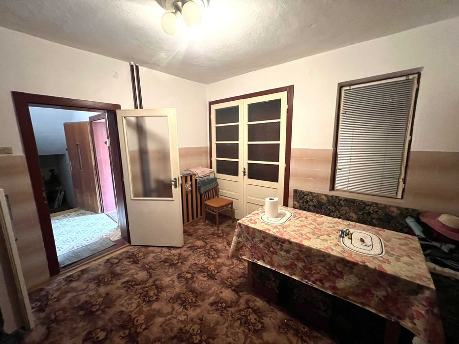 Casă spațioasă și primitoare în Viile Satu Mare – zona Dealu Mare