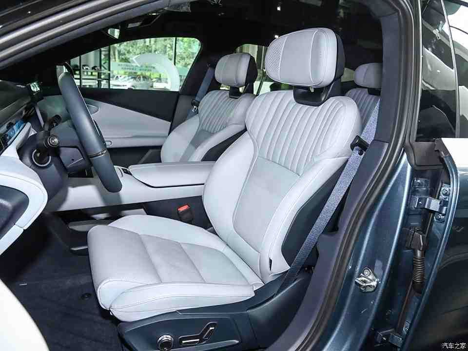 Lynk & Co Z10 электро только по заказу в краткие сроки
