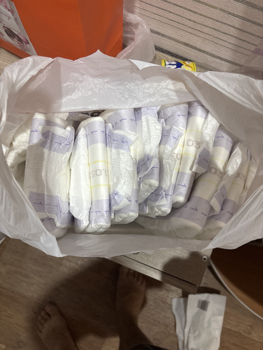 Продам поштучно подгузники супер сени 10 шт 1 (s)