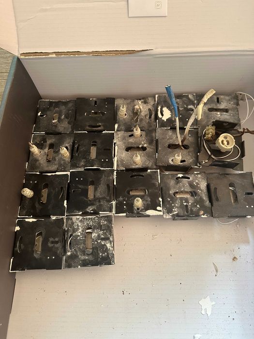 Лампи (спотове за таван)