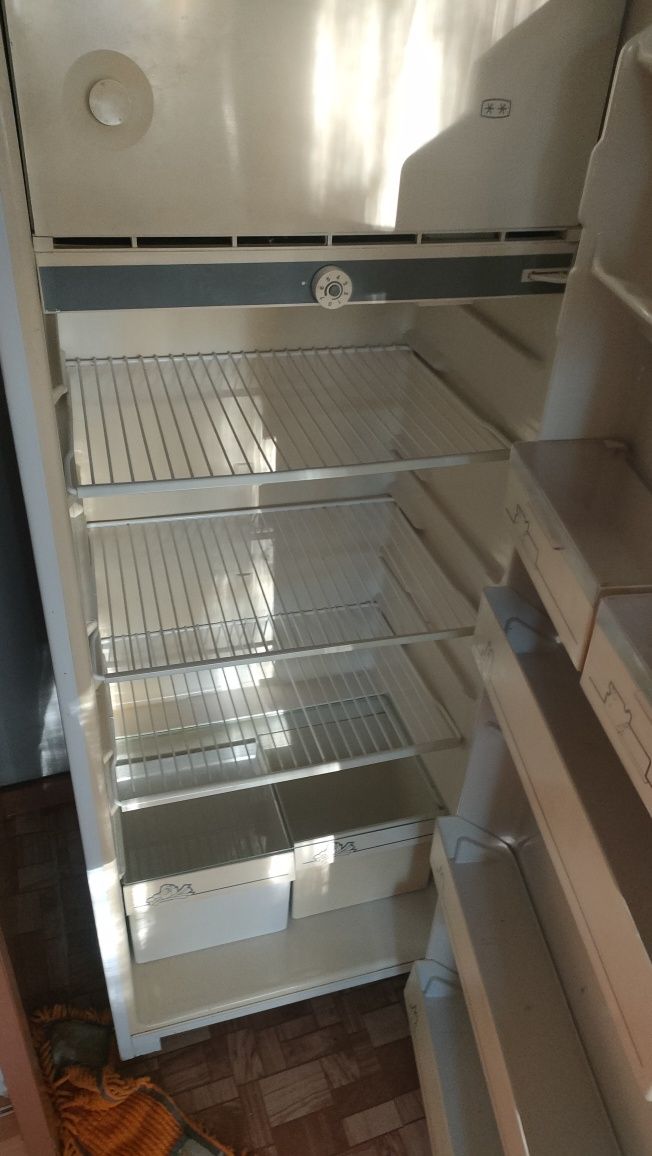 Продам холодильник в рабочем состоянии