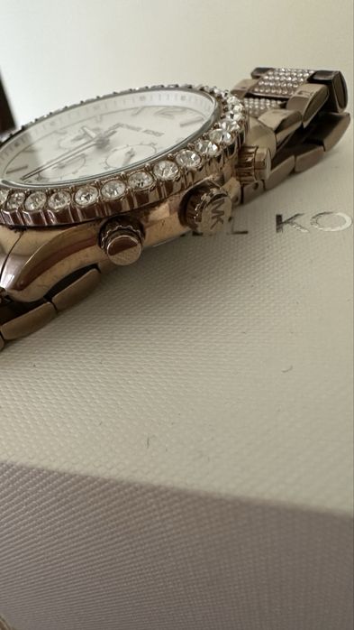 Часовник Michael Kors