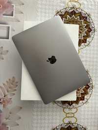 Apple MacBook Air M1