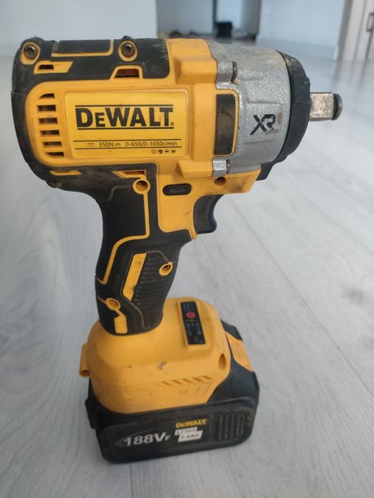 Продам гайковерт шуруповёрт DeWalt , 188V, Brushless