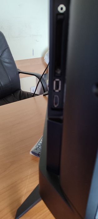 лот от три телевизора LG и Samsung