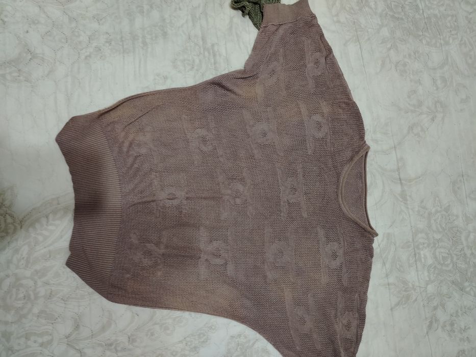 Продаю женские кофты в хорошем состоянии