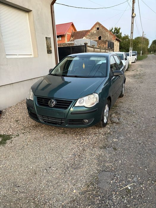 Volkswagen Polo 1.2 benzină an 2005