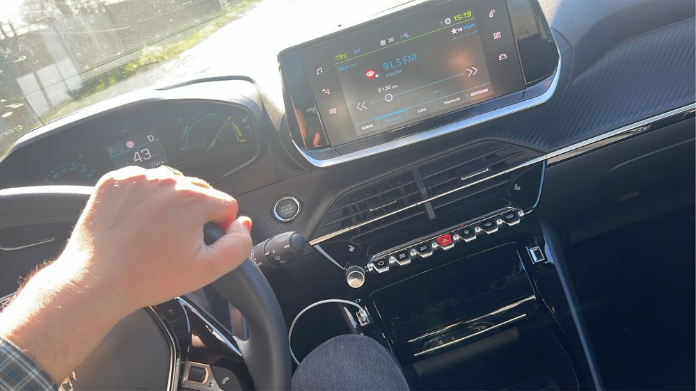 Vand Peugeout e-2008 Full Electric inmatriculat