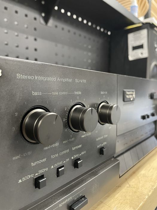 Amplificator technics su-v7x 100W 8ohmi