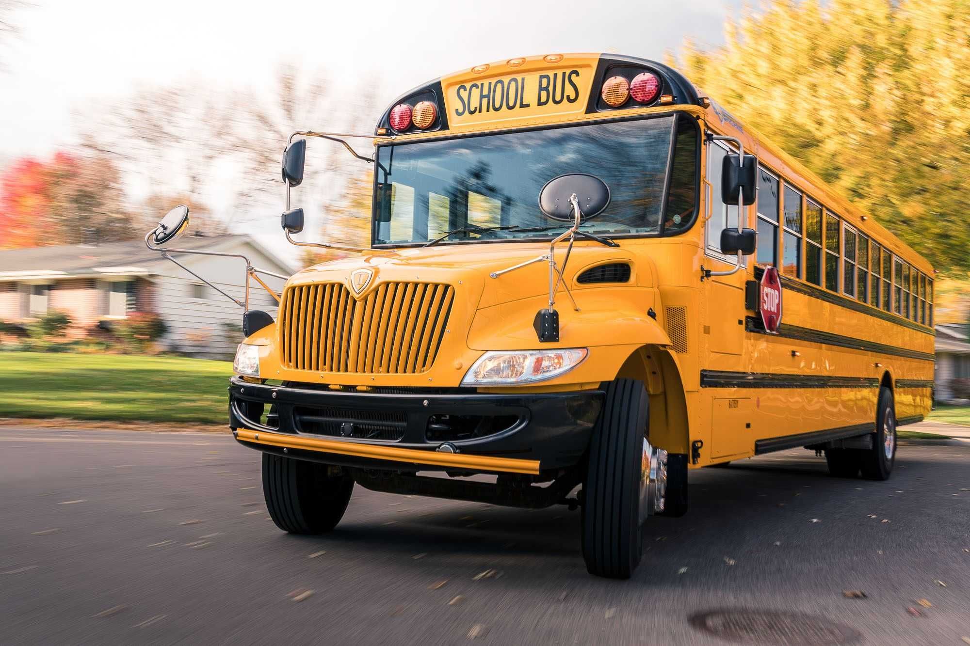 Система  GPS мониторинга и управления школьными автобусами.