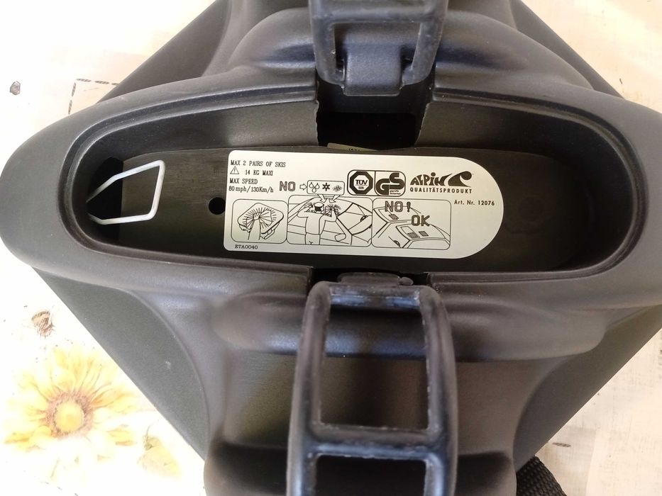 НОВ магнитен багажник за ски Menabo Shuttle