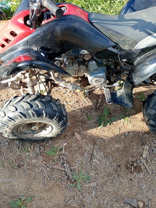 ATV 125cc pornește împins